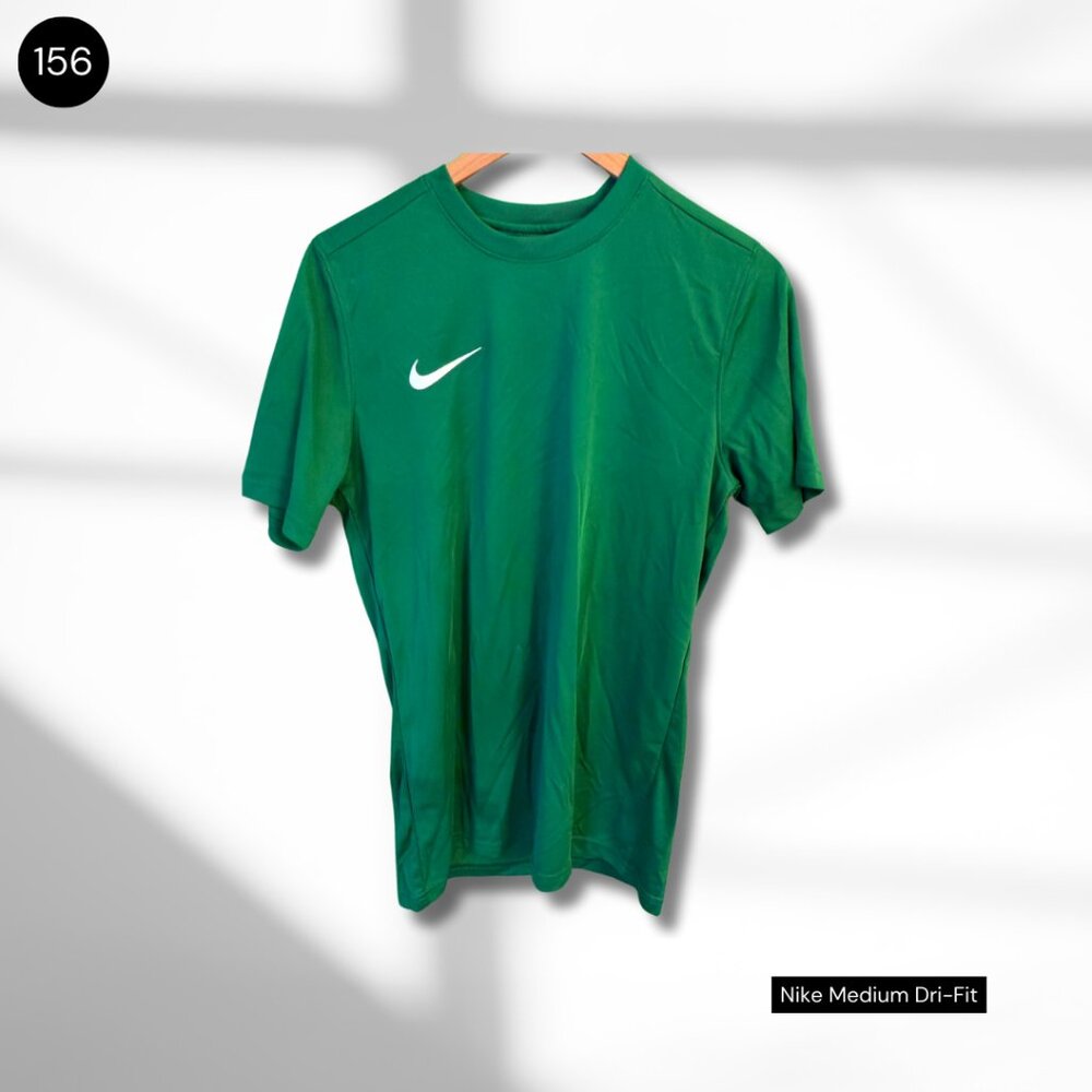 Nike Dri-FIT T-Shirt | Medium | Green Athletic Top